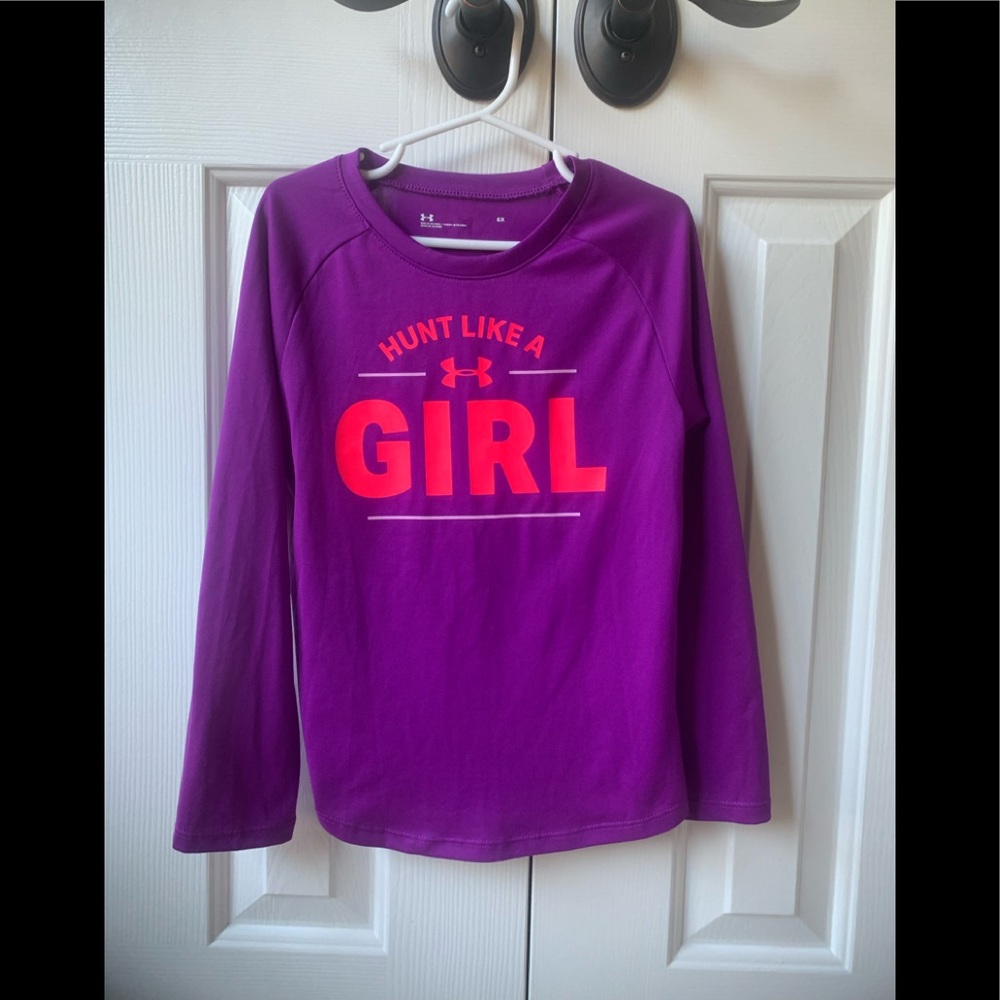 Under Armour, Long Sleeve, Shirt Tale Hem
Sz 6x
Excellent Condition